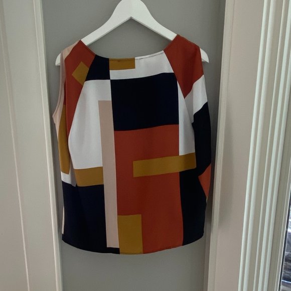 LOFT Color Blocked Shell - Picture 2 of 3